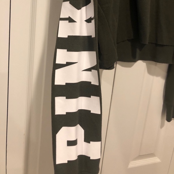 PINK women’s cropped top - Picture 2 of 4